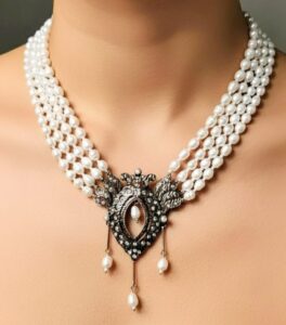 Home timeless elegant necklace (original mother of pearls)